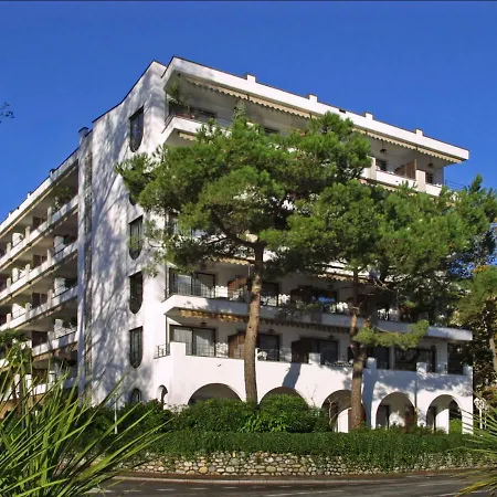 Al Lago.88 アパート *